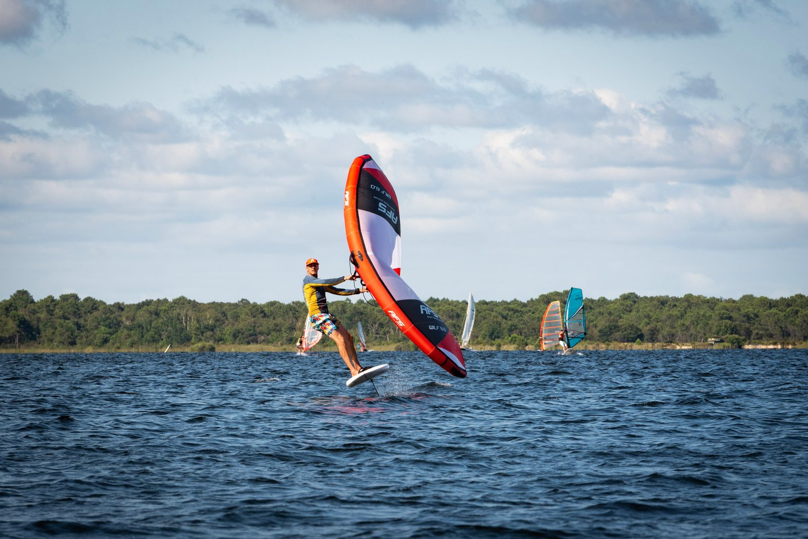 Wingfoil auf dem Lac de Lacanau